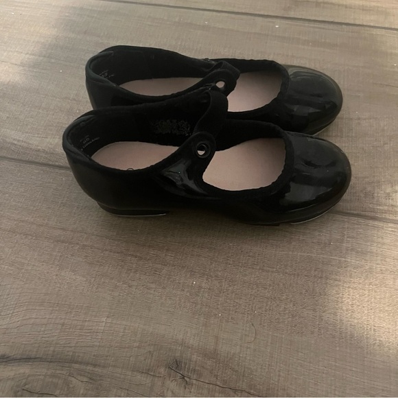 Capezio Jr. Tyette Tap Shoe in Black Patent Size 8 1/2N - Picture 2 of 4